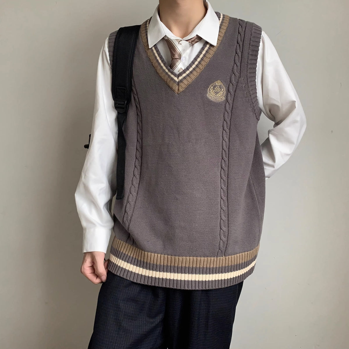 Collegiate V-Neck Knit Vest
