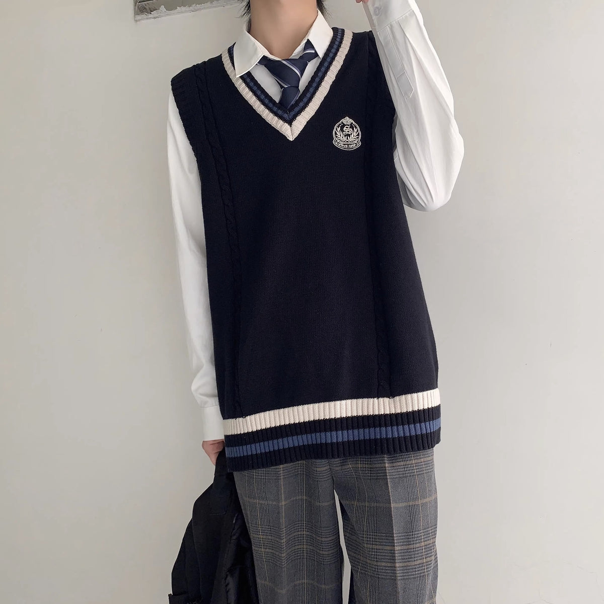 Collegiate V-Neck Knit Vest